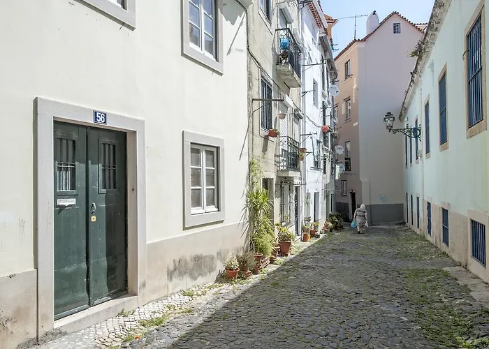 Stay Local In Alfama! Alice Central Home, Near River