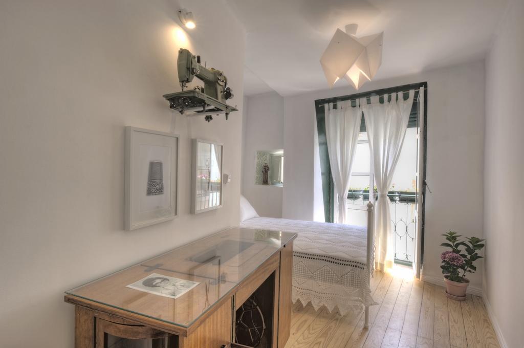 Local In Alfama! Alice Home, Near River Apartment Lisbon