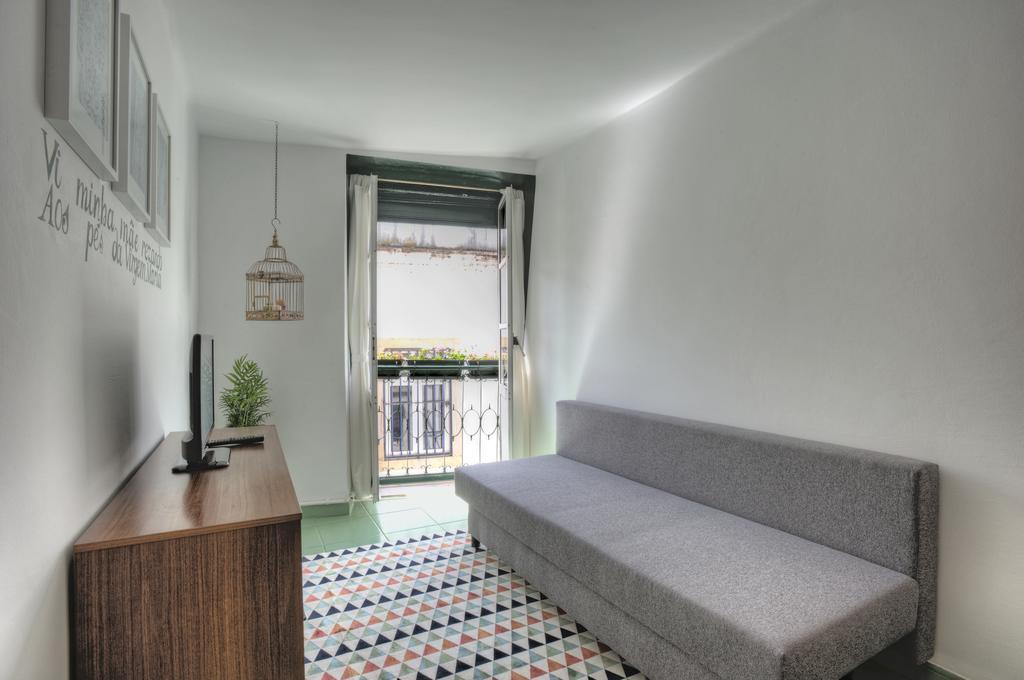 Local In Alfama! Alice Home, Near River Appartamento *