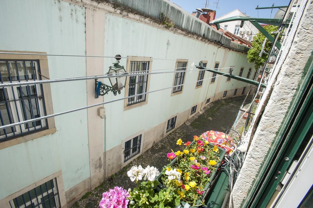 Local In Alfama! Alice Home, Near River Appartamento